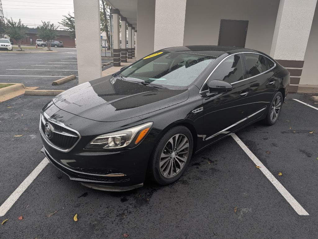 2018 Buick LaCrosse Premium's photo