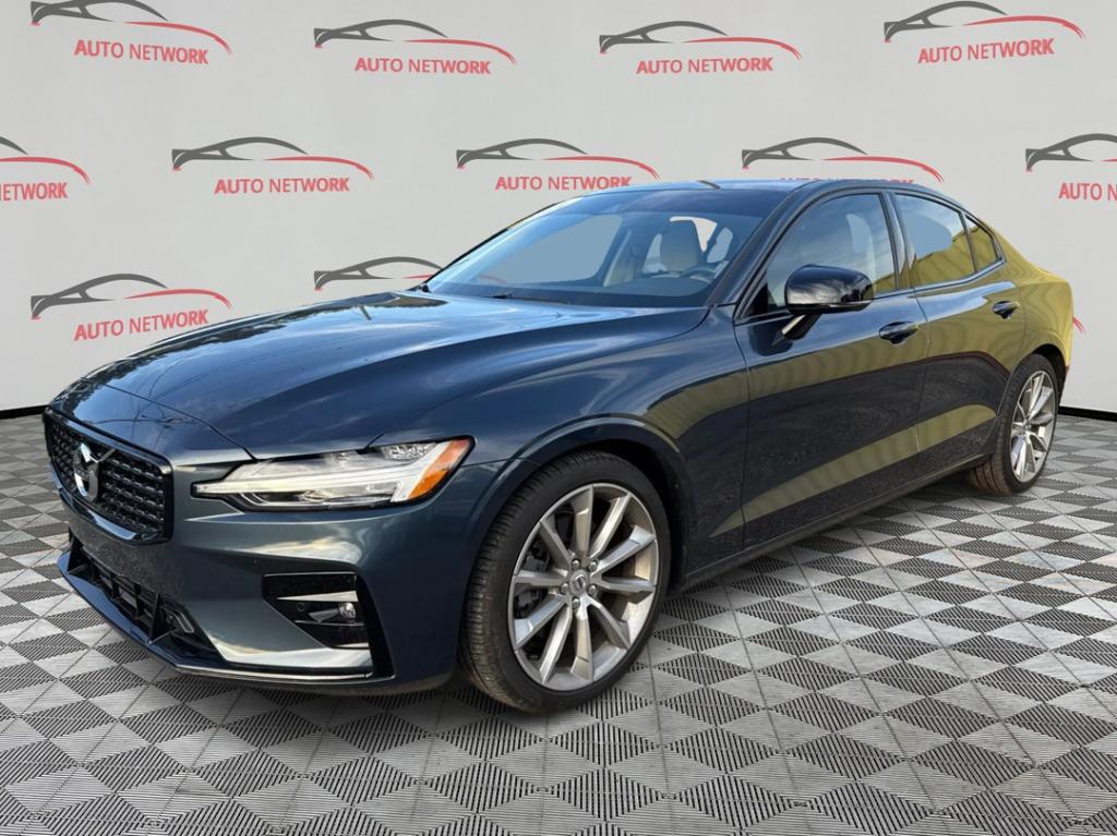 2021 Volvo S60 Momentum