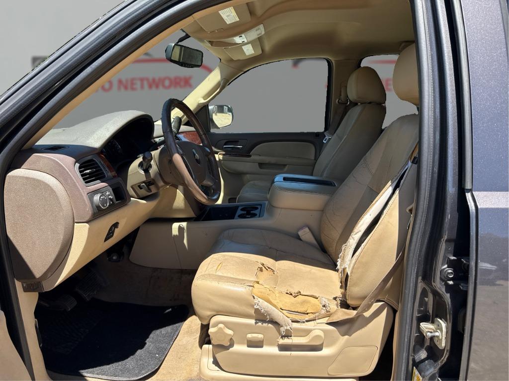 2011 Chevrolet Avalanche LT - Photo 14
