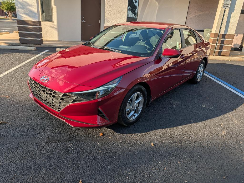 2023 Hyundai Elantra SE