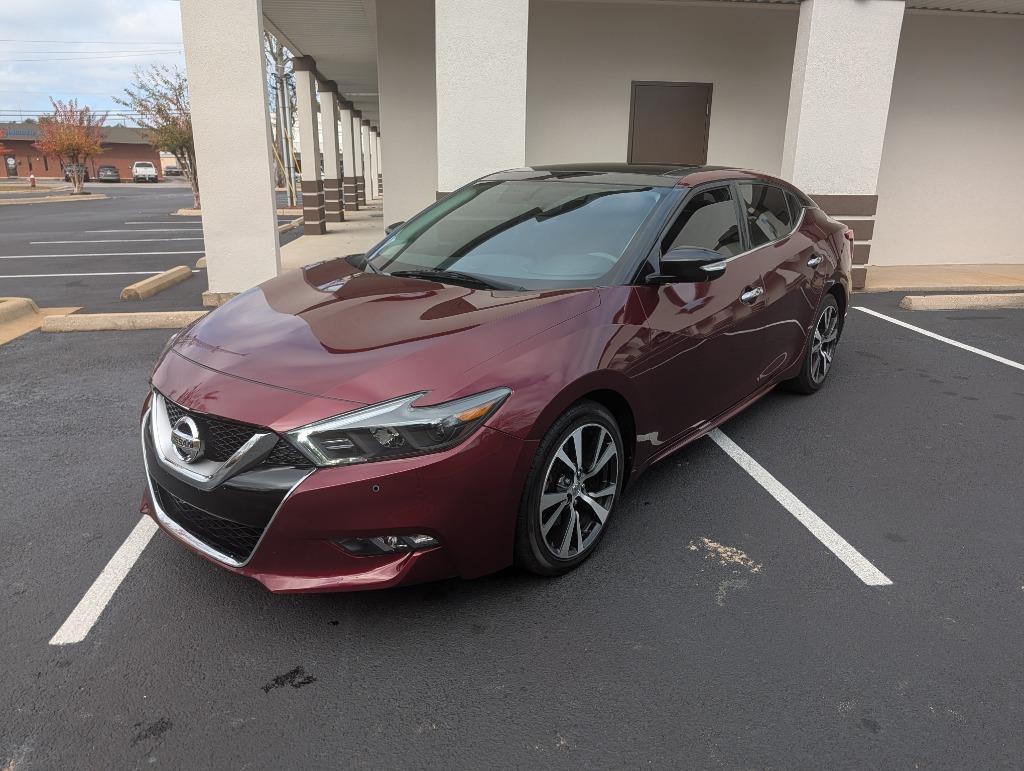 2016 Nissan Maxima SL's photo