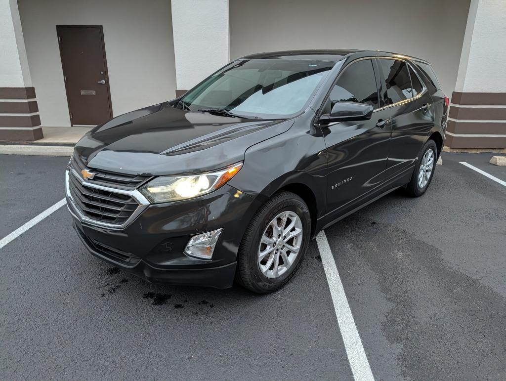 2018 Chevrolet Equinox LT's photo