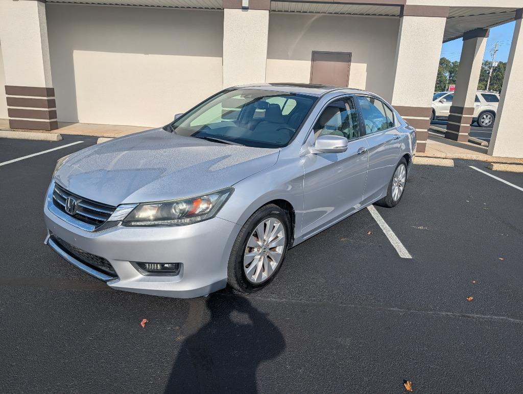 2015 Honda Accord EX-L's photo