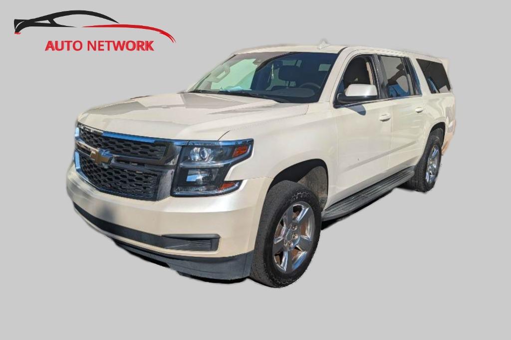 2015 Chevrolet Suburban LT's photo
