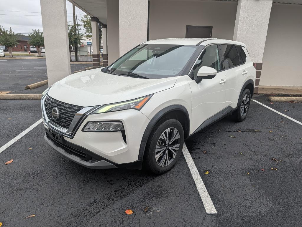 2021 Nissan Rogue SV's photo