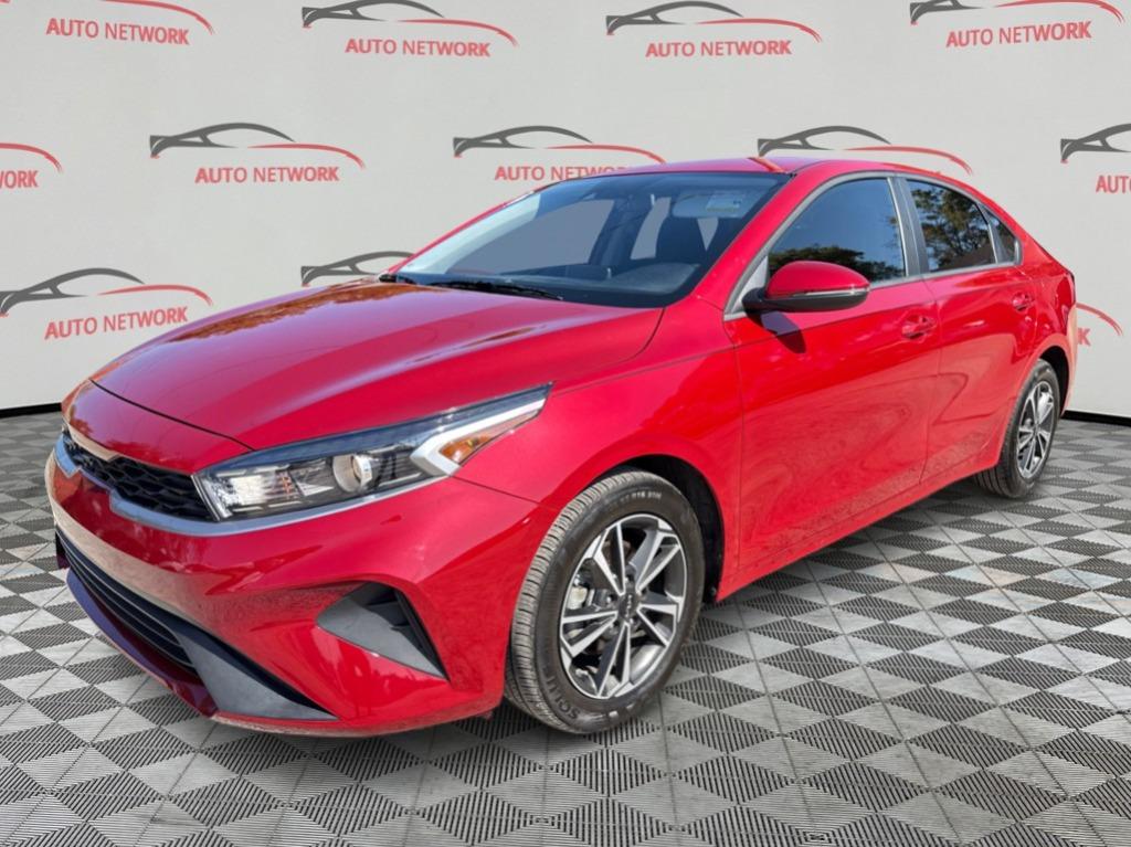 2024 Kia Forte LXS AT's photo